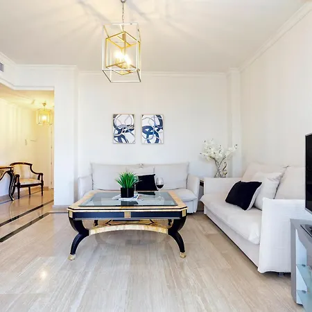 Andalucia Del Mar By Rent Me Διαμέρισμα *